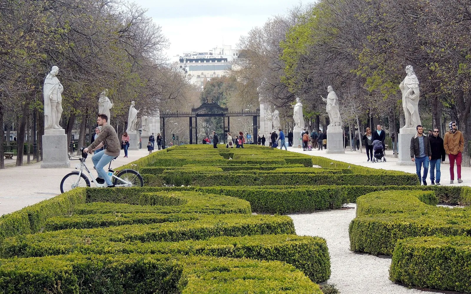 The King's Park and the Banker's Grid