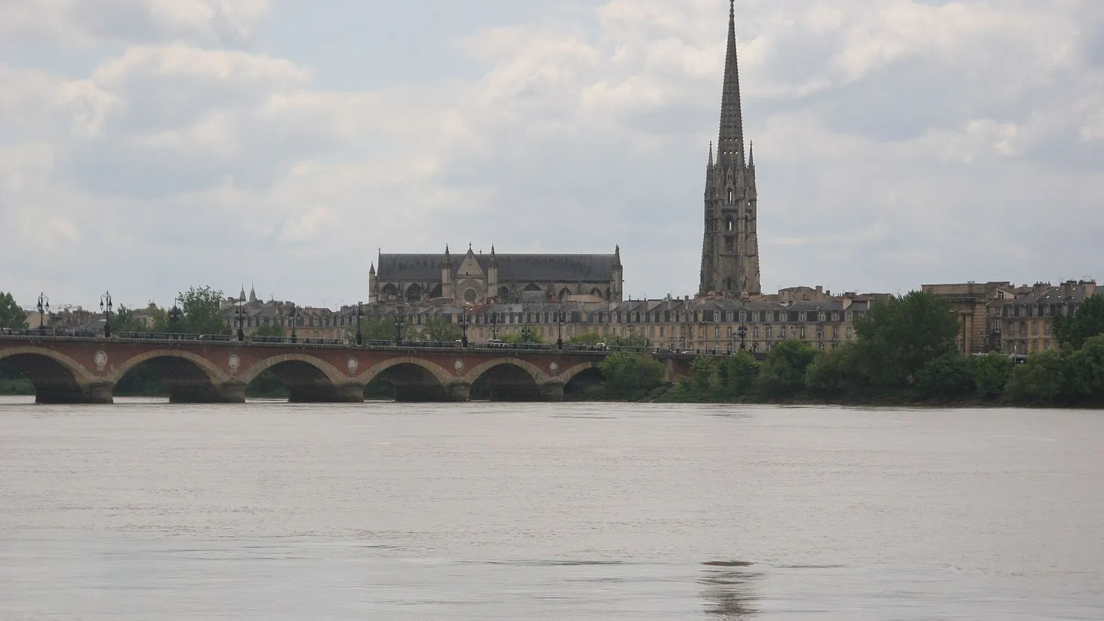 Basilique Saint-Michel