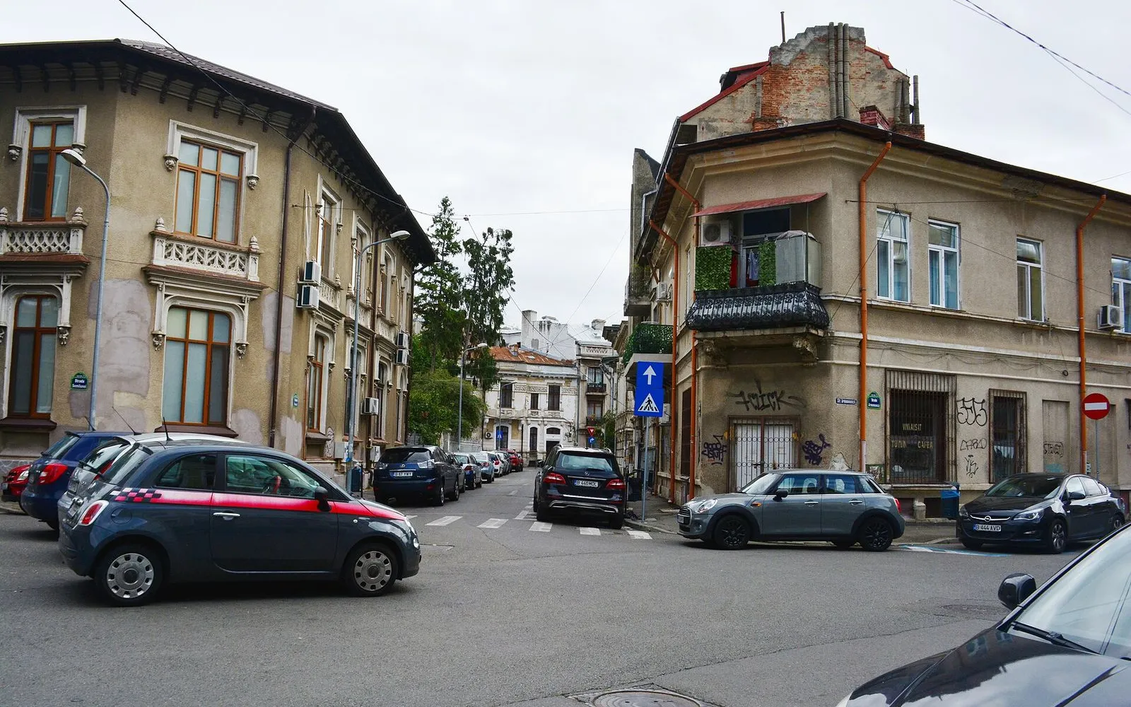 The Armenian Quarter's Quiet Lanes