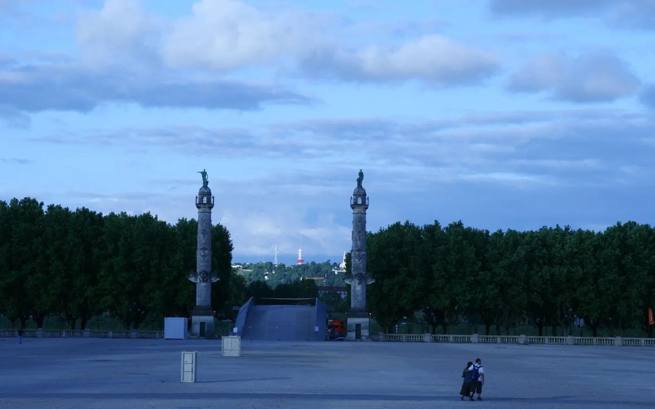 Quinconces to Pey-Berland: The 18th-Century City
