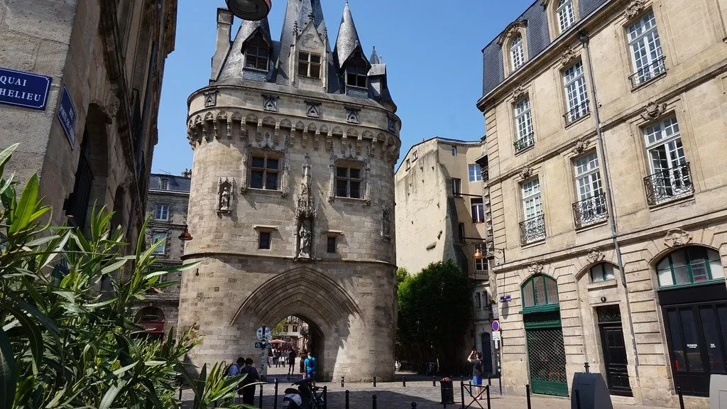 Porte Cailhau