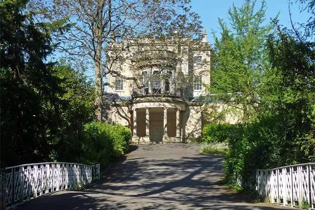 Pulteney Bridge to Sydney Gardens