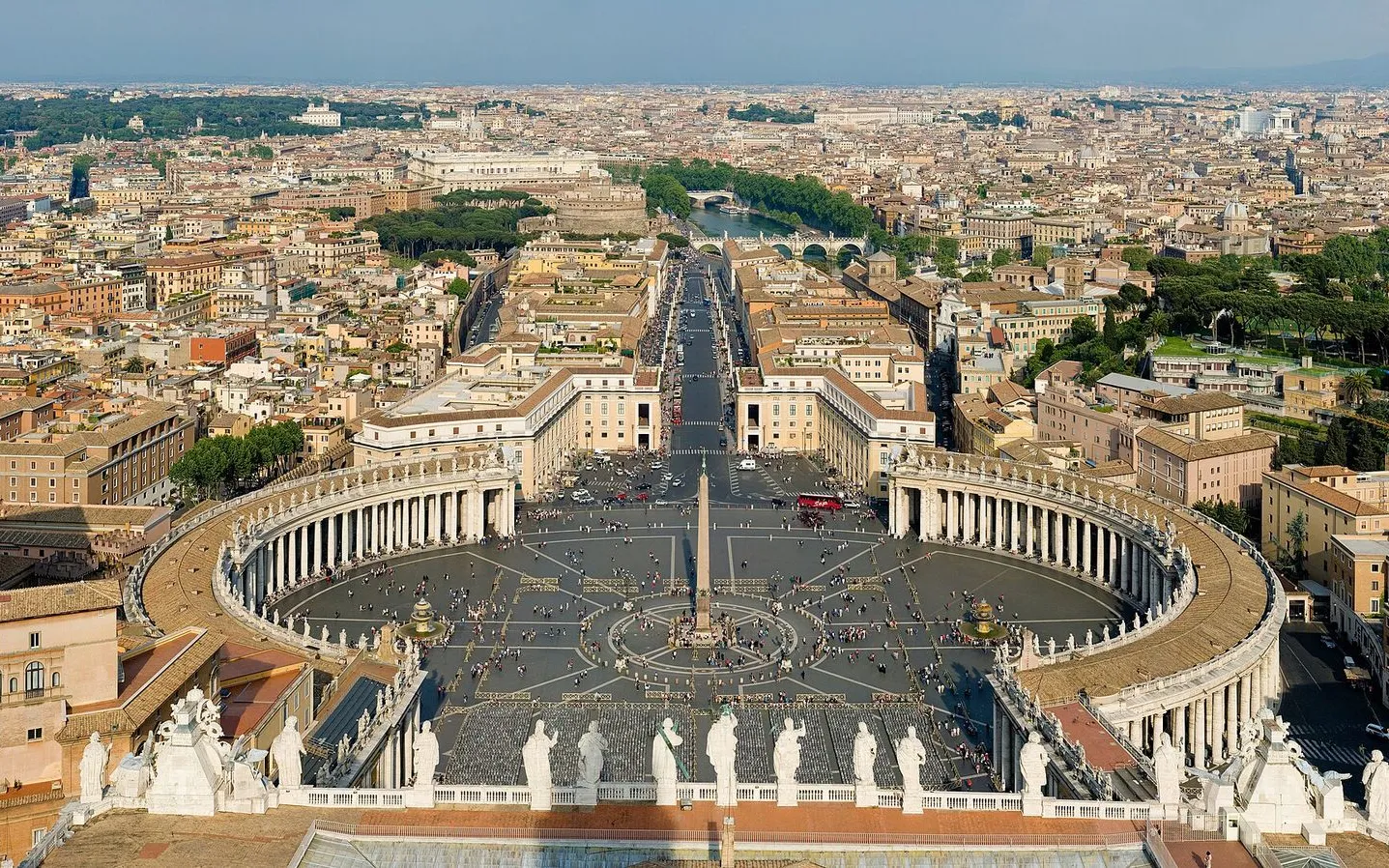 The Pope's Backyard: From St. Peter's to the Bridge of Angels