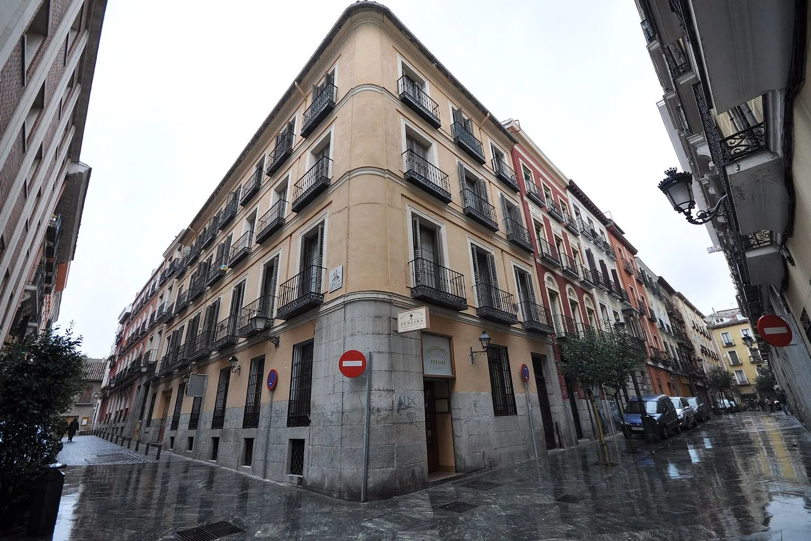 Golden Age Shadows: Madrid's Literary Quarter