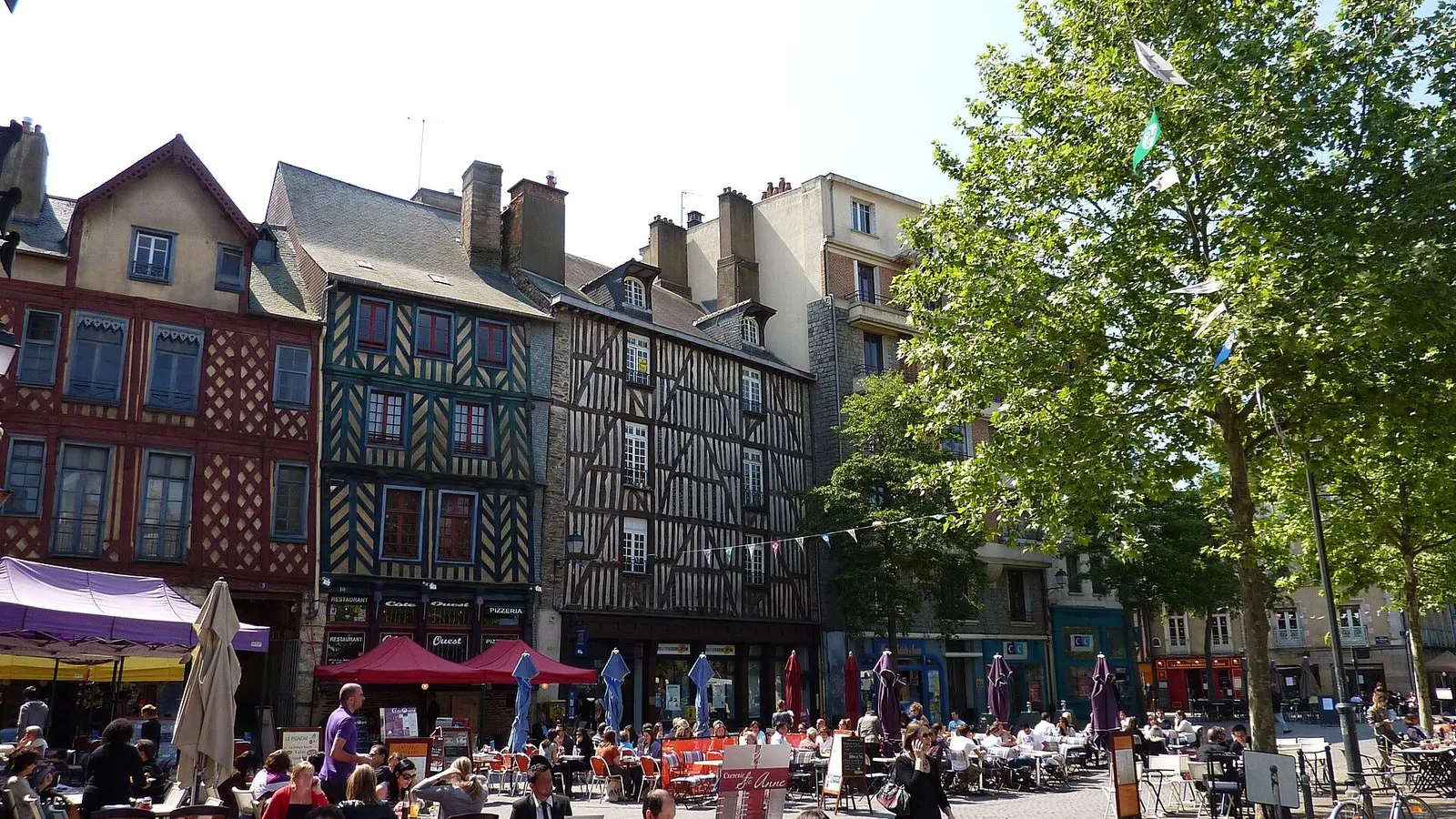 Place Sainte-Anne