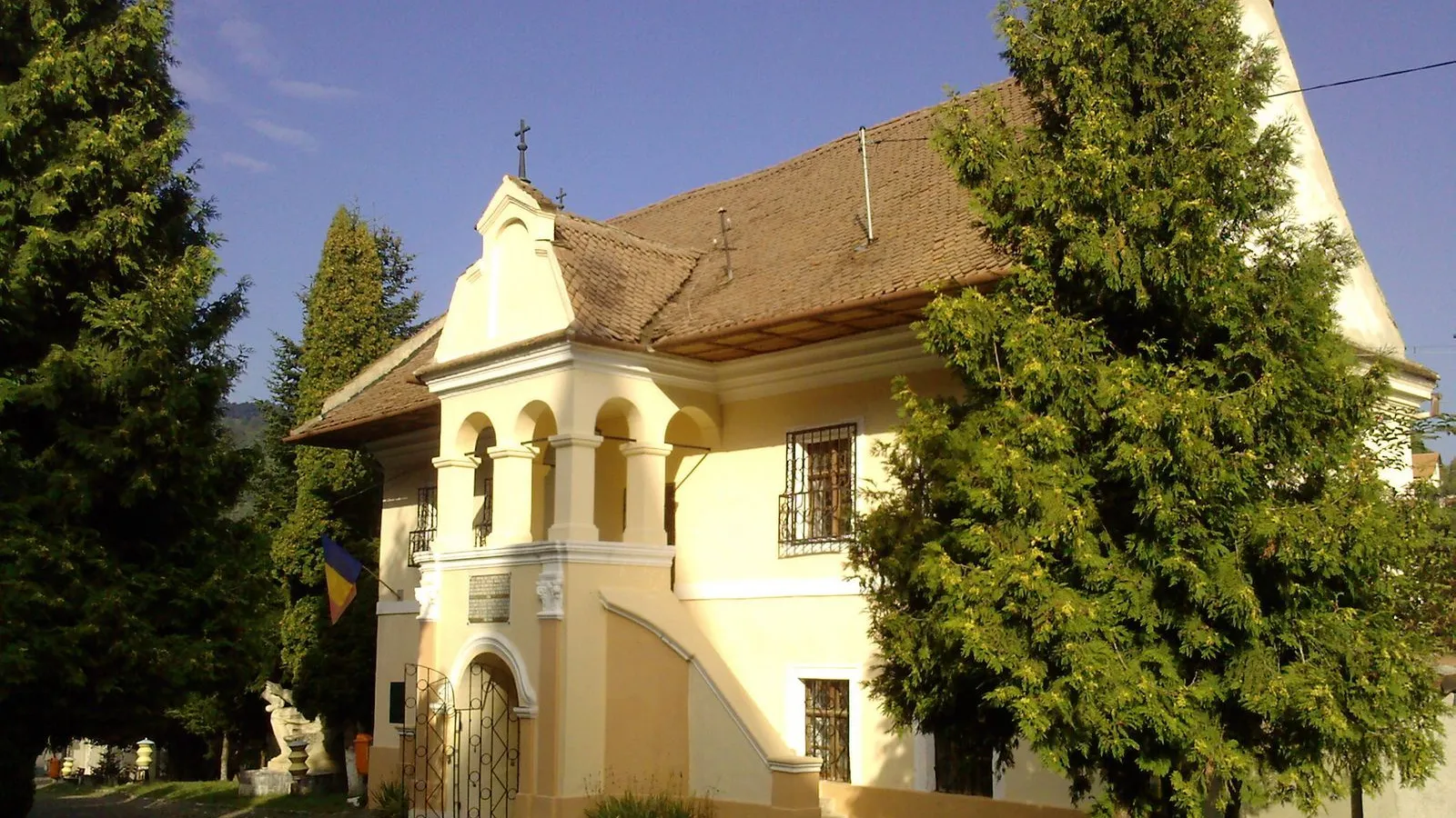First Romanian School