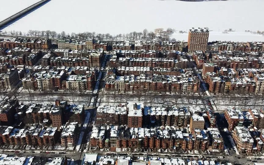 Back Bay Grand Avenues