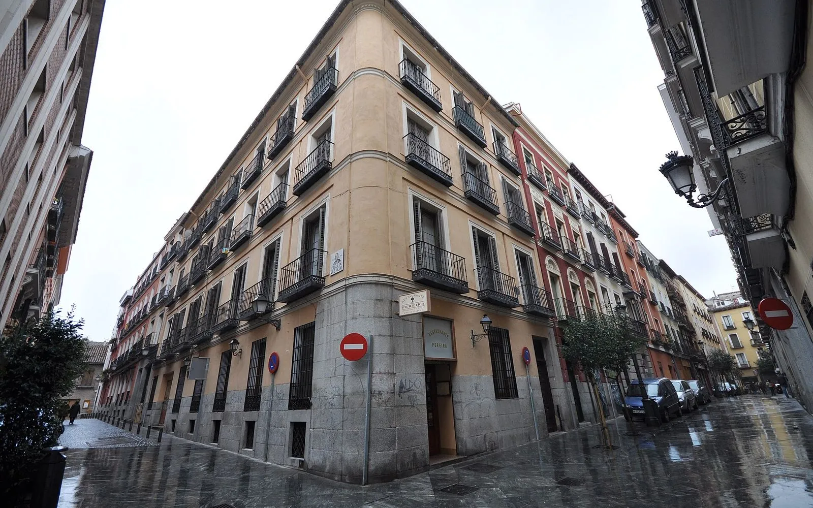 Golden Age Shadows: Madrid's Literary Quarter
