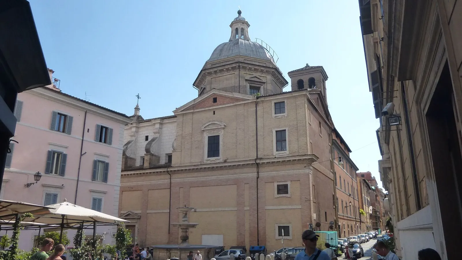 Piazza della Madonna dei Monti