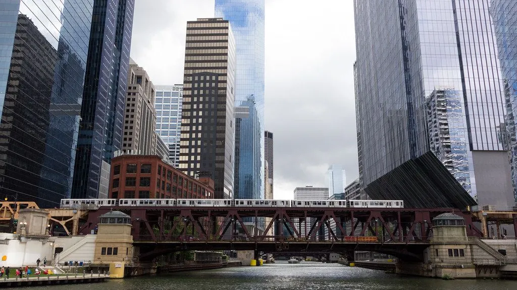 Chicago Riverwalk at Lake Street