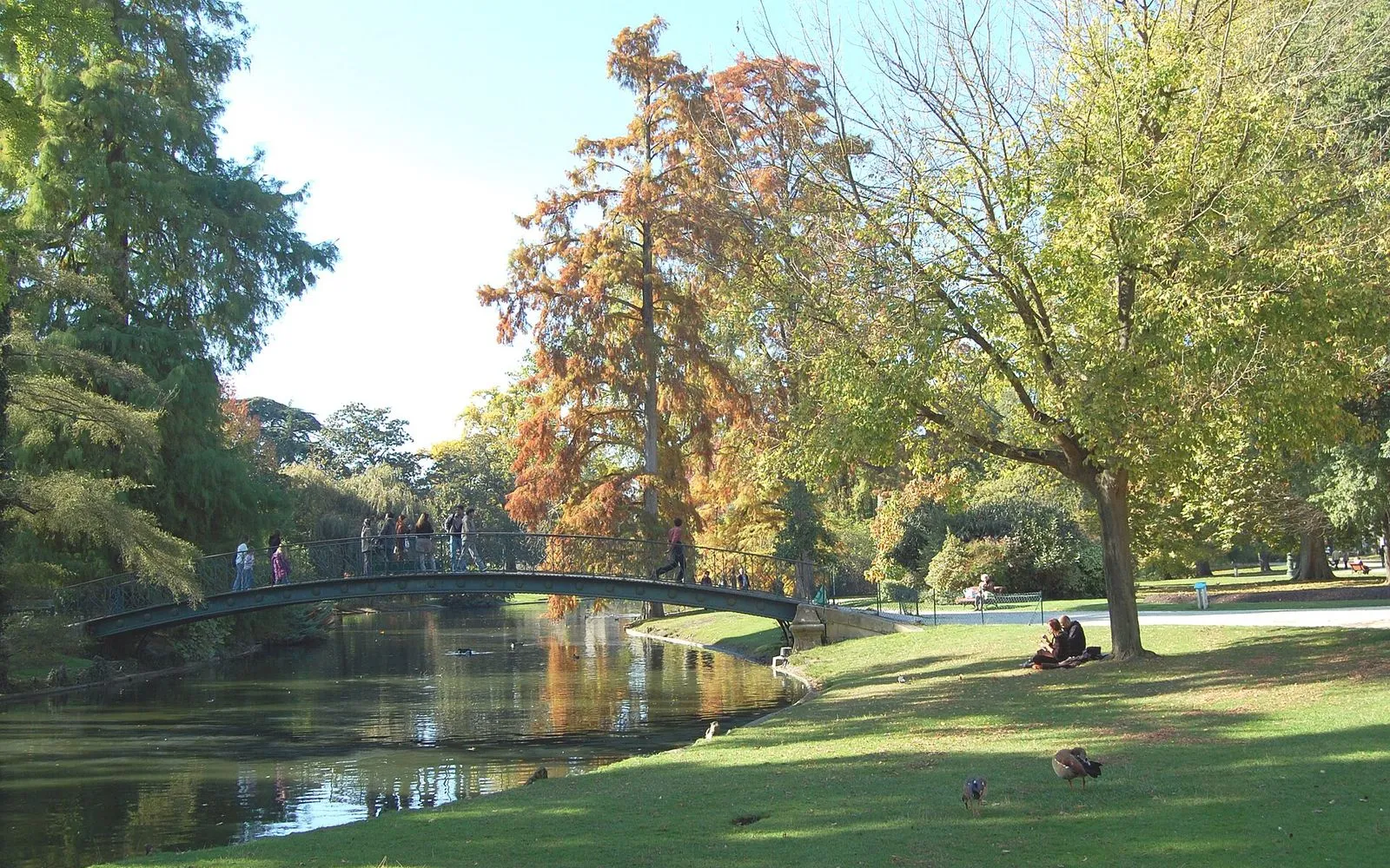 The Jardin Public, Saint-Seurin and the Palais Gallien