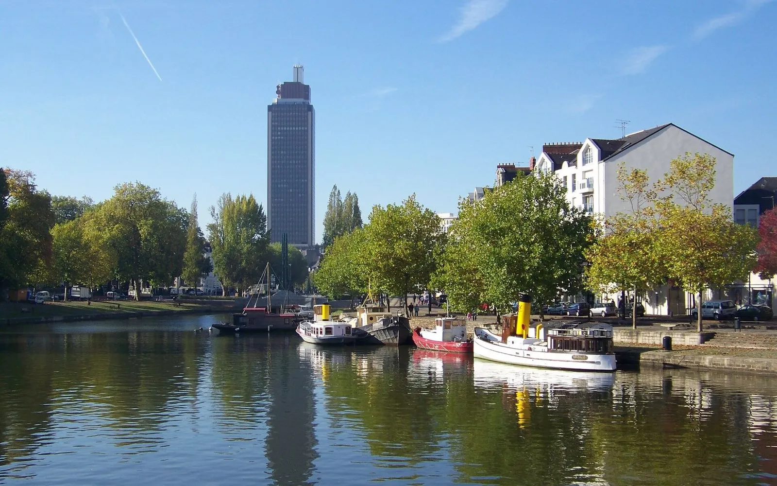 A Nantes Morning on the Erdre