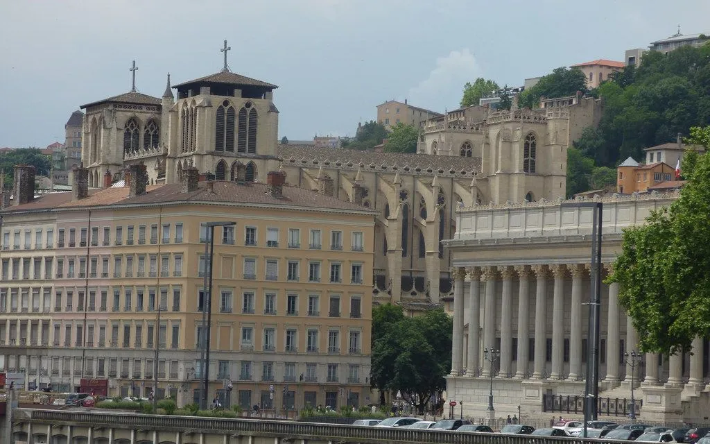 Vieux Lyon: The Renaissance City and Its Traboules