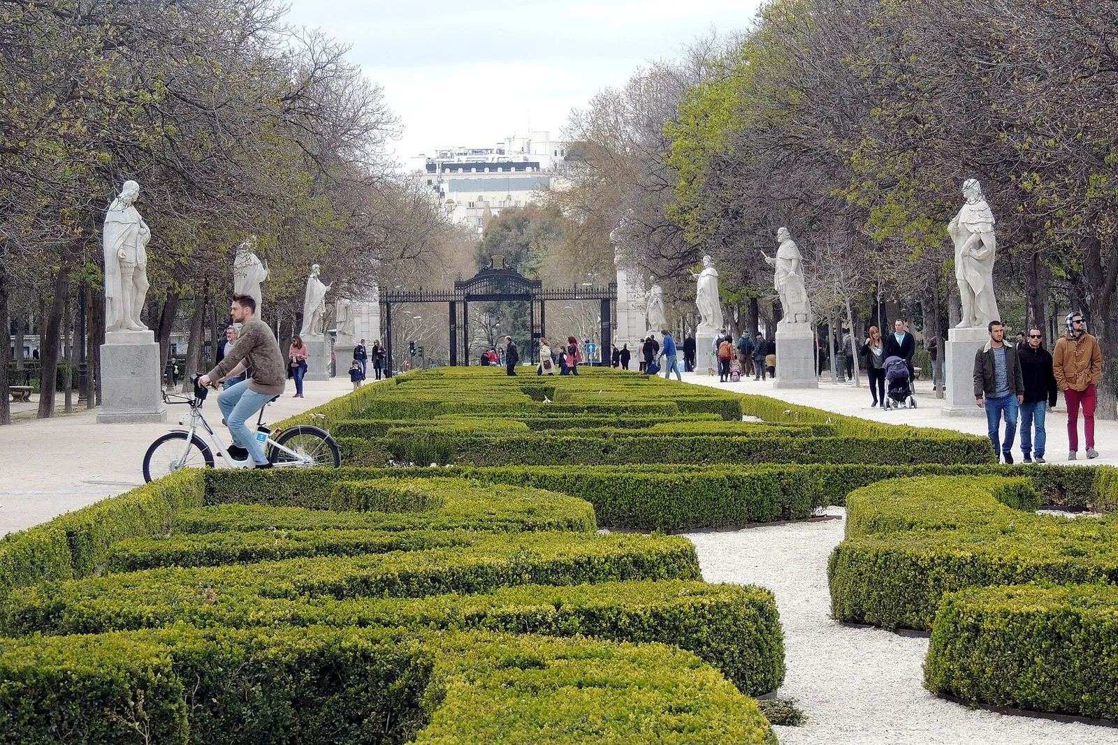 The King's Park and the Banker's Grid