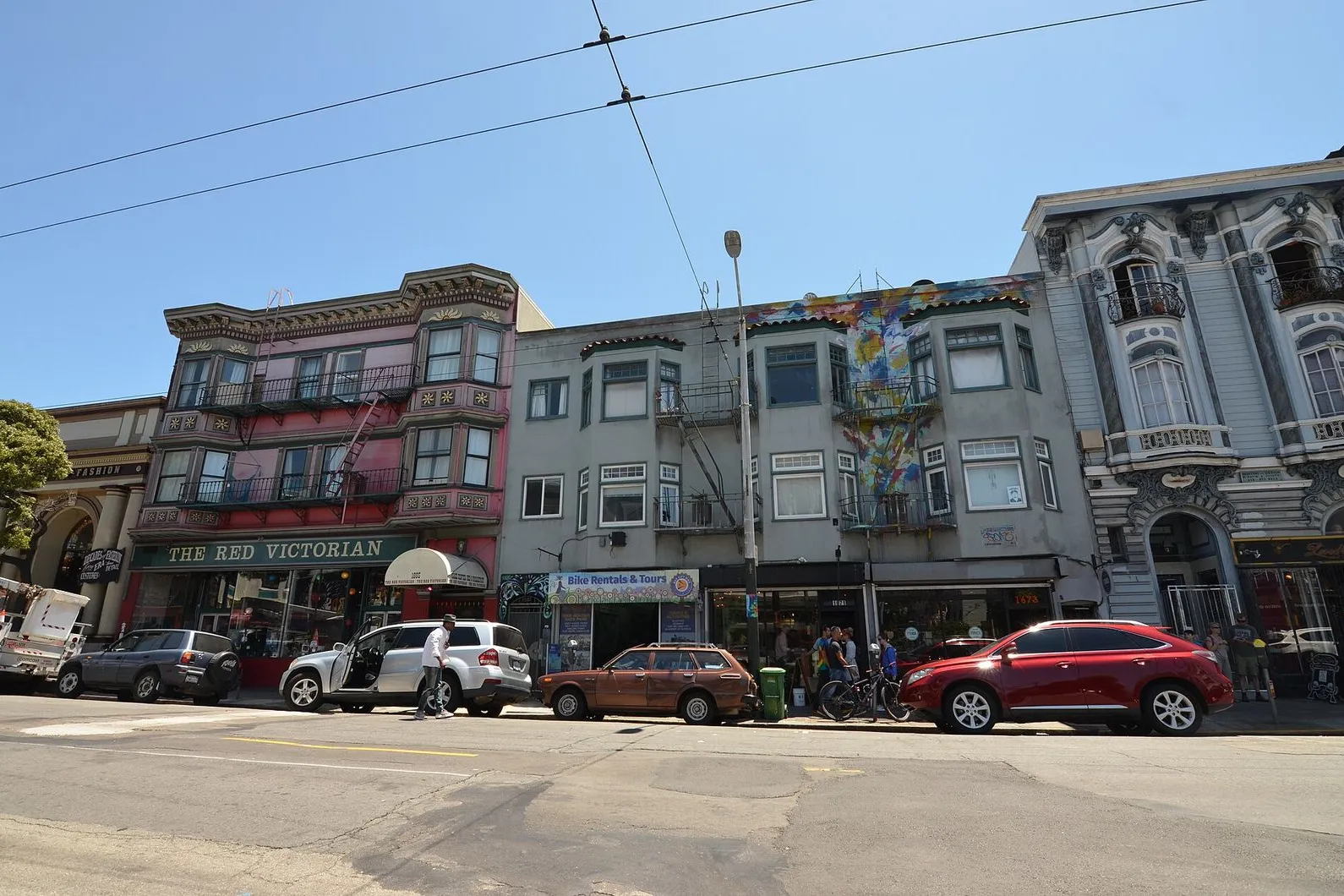 Haight-Ashbury: Stones, Song, and Victorians